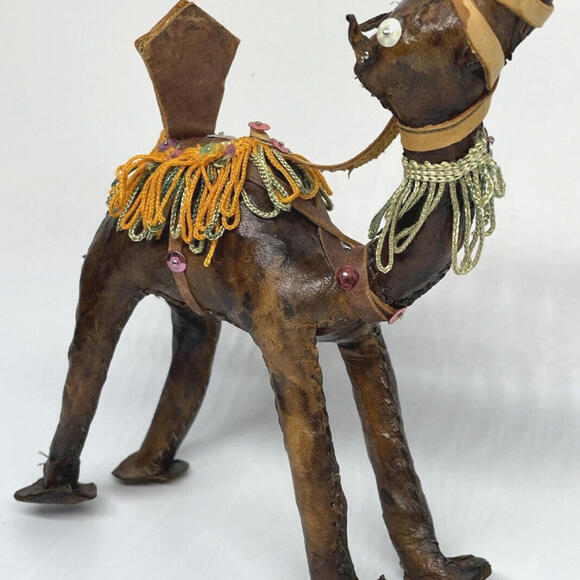 Vintage Nativity Figure Camel 7" Leather Wrapped with Saddle Tassels Sequins - Picture 3 of 9